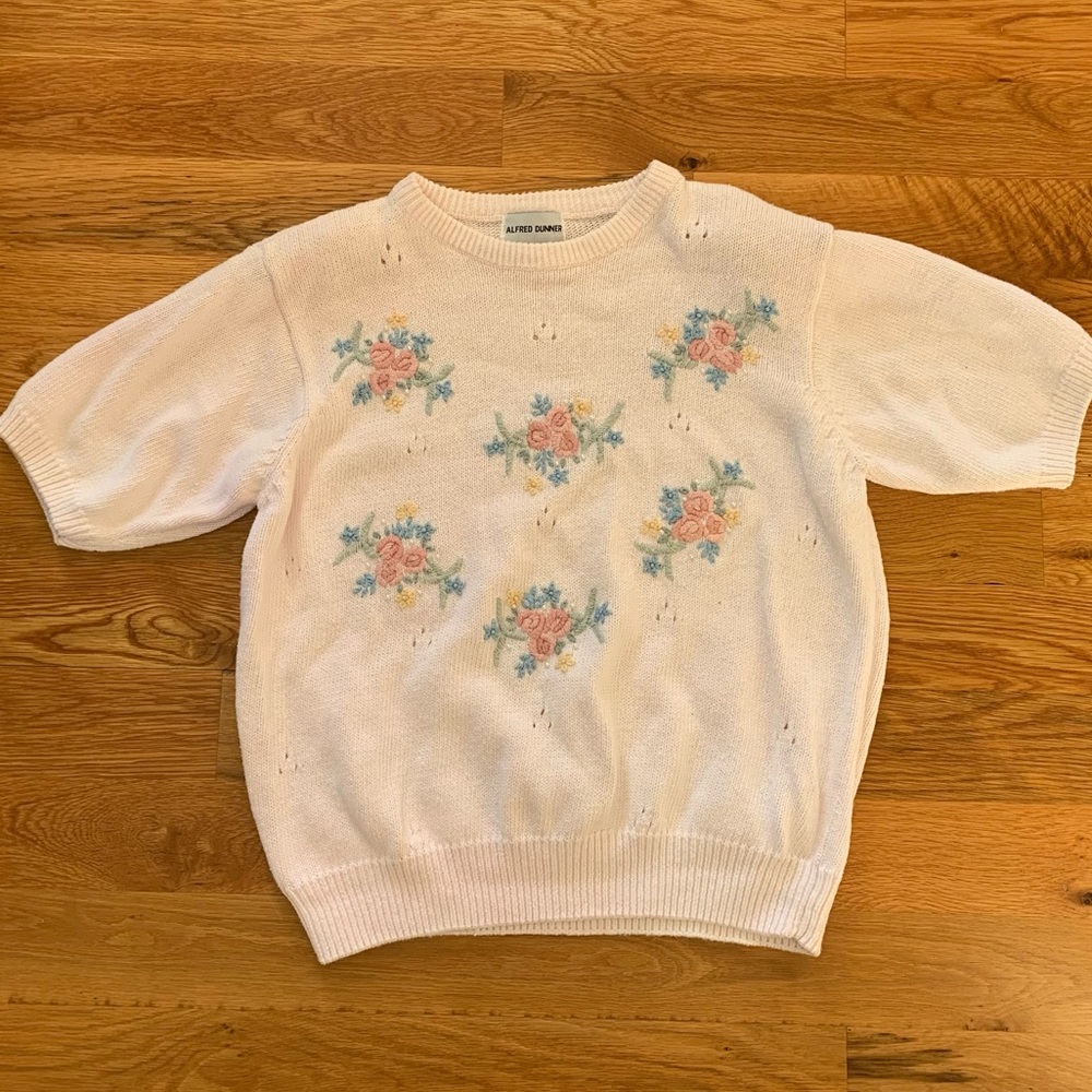 Vintage Alfred Dunner pale pink embroidered sweater